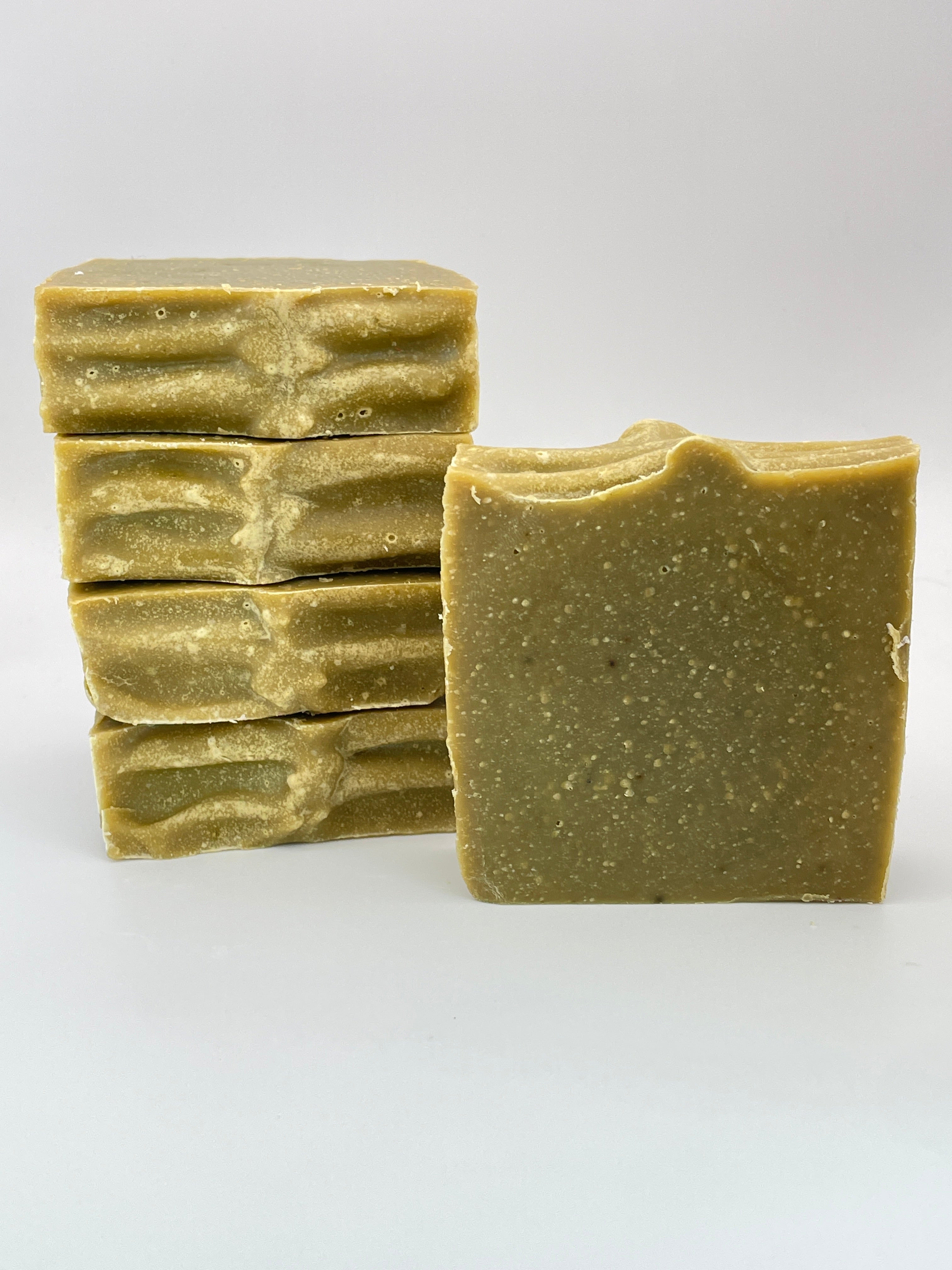 Aloe & Spirulina Cold Process Soap Bar | Avocado Oil | Scented