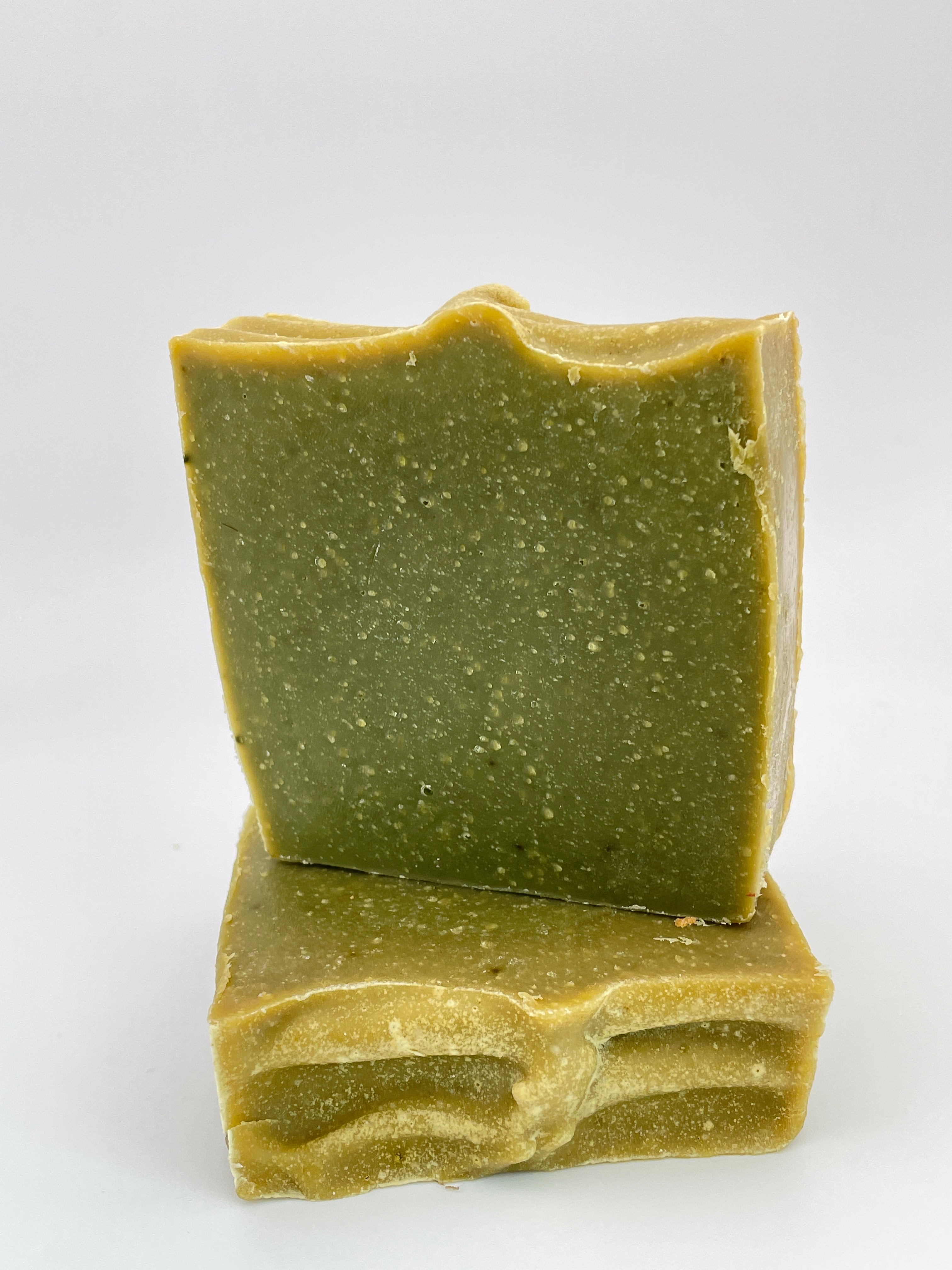 Aloe & Spirulina Cold Process Soap Bar | Avocado Oil | Scented